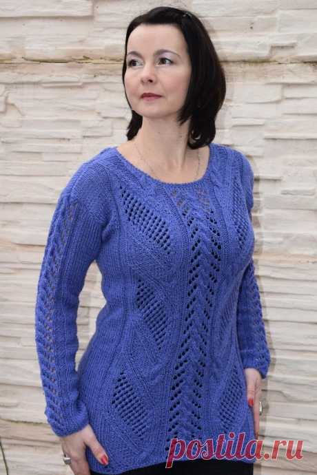 Удлиненный пуловер ажурными полосами
Размер: 46-48.
https://vyazaniye.com/item/udlinennyj-pulover-azhurnymi-polosami.html