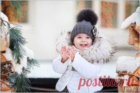 Пусть в Новом году у нас будет всё, чего нельзя купить: - Любовь, Здоровье, Счастье и Друзья! :)