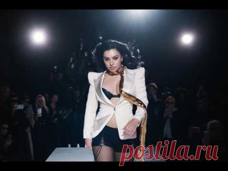 Скачать клип Charli xcx - SS26 (2026) бесплатно
