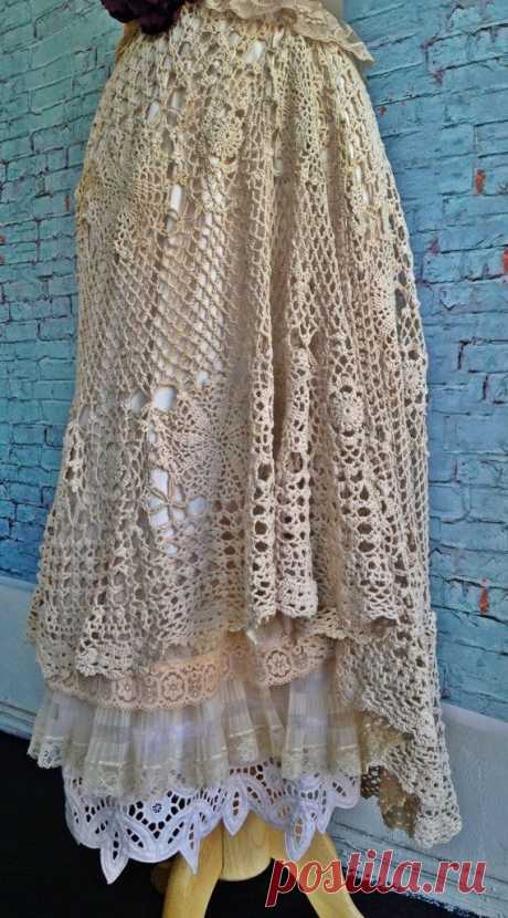 Reserved for sue cream &amp; bisque lace crochet knife pleat asymmetrical hem boho…