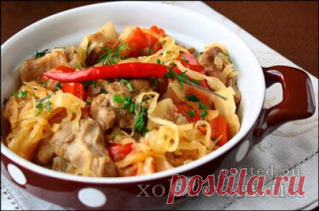 гуляш по-секейски с квашеной капустой