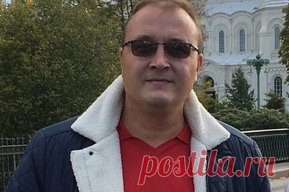 ФСБ задержала топ-менеджера Белоярской АЭС за взятки. Ленинский суд Екатеринбурга арестовал топ-менеджера Белоярской атомной электростанции (АЭС) Дениса Васькина за коррупцию. Мужчина будет находиться в СИЗО до 24 декабря. Известно, что до 2019 года мужчина работал в Смоленской области, после чего устроился на работу в Белоярскую АЭС.