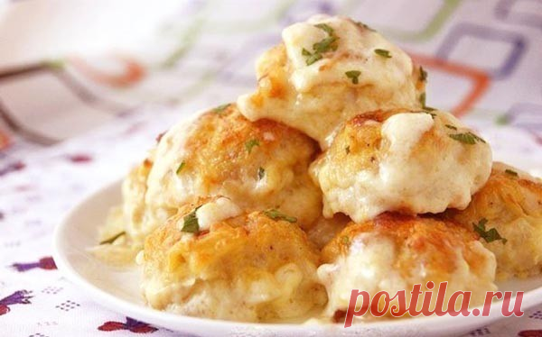 Нежные куриные шарики в сырно-сливочном соусе. Такого нежного мяса я нигде не пробовала