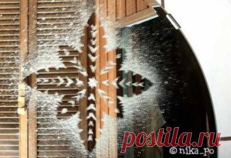 Украшаем стекла и зеркала на Новый год