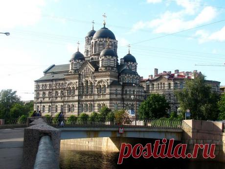 Иоановский монастырь – это место паломничества множества верующих. Здесь, в храме усыпальнице покоятся мощи святого праведного Иоанна Кронштадтского. Монастырь находится между берегом реки Карповки и улицей Профессора Попова.  |  Это Питер, детка! [Типичный Питер]