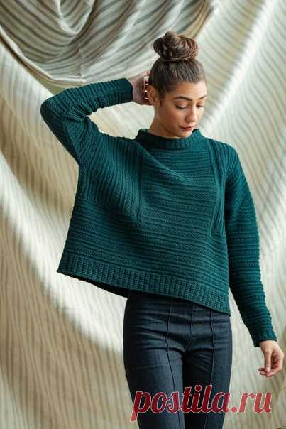 Пост на стене Пуловер в технике печворк спицами 💥 Weidlinger 💥Этот пуловер вяжется отдельными деталями спицами сверху вниз. Спина вяжется одной частью, а вот перед состоит из трех частей, которые при соединении между собой образуют интересную деталь, похожую на технику печворк. И хотя такое построение изделия потребует от вас особого внимания, но результат точно заслуживает этого.Размеры готового изделия:🧵 окружность бюста 90 (99.5, 111, ...