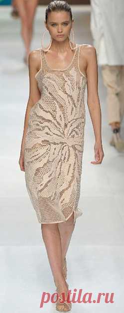 Филейное вязание крючком - Платье Астра от Stella McCartney в филейной технике