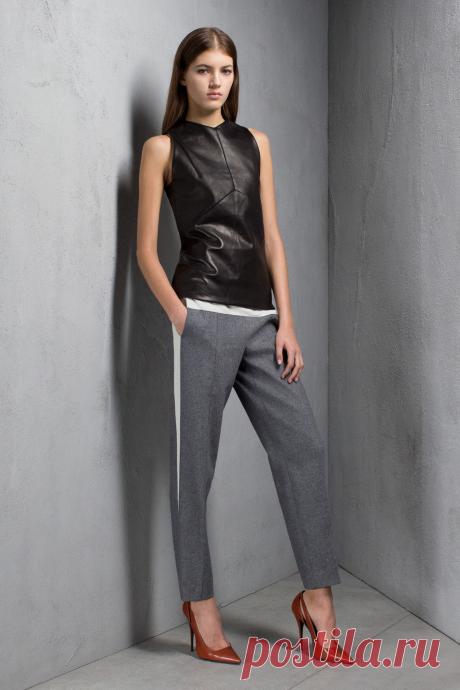 Narciso Rodriguez Pre-Fall 2013 Collection Photos - Vogue