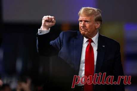 Трамп назвал Россию победившей Наполеона и Гитлера военной машиной. Бывший президент США Дональд Трамп назвал Россию «военной машиной», победившей Наполеона Бонапарта и Адольфа Гитлера. По словам бывшего американского лидера, Россия крупнее европейских стран. Он указал на необходимость союзников Соединенных Штатов по НАТО увеличить расходы на оборону.