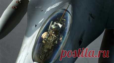 Военный эксперт рассказал о ракете, которую Lockheed Martin испытает в 2025 году. Обозреватель газеты «Комсомольская правда» полковник в отставке Виктор Баранец рассказал в беседе с RT о характеристиках ракеты AGM-158 JASSM XR, испытания которой компания Lockheed Martin запланировала на 2025 год. Читать далее