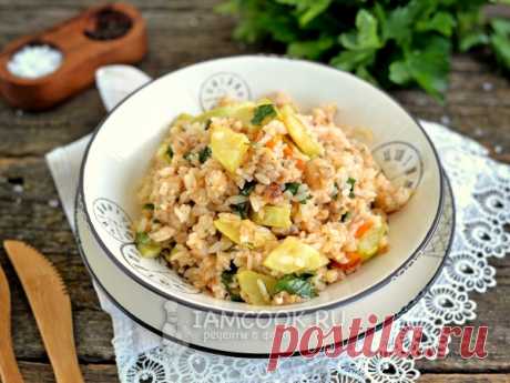 Тушеные кабачки с фаршем и рисом - очень интересное и невероятно вкусное блюдо.