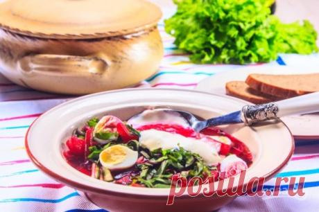 День первого блюда. Холодный свекольник с ботвой
Автор: Арутюнова Кристина
Привет всем любителям холодных супов! Сегодня я расскажу вам, как приготовить свекольник с ботвой холодный. Вкус этого супчика не сможет оставить равнодушным никого. Прист…