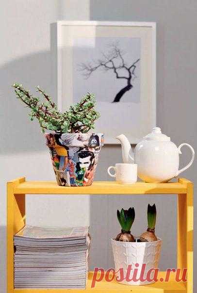 Декор цветочных горшков своими руками Очень простой способ оформления цветочных горшков своими руками ниже, в небольшой фото-инструкции. Итак, для декора цветочного горшка в стиле поп-арт нам понадобится: — Терракотовый цветочный горшочек...