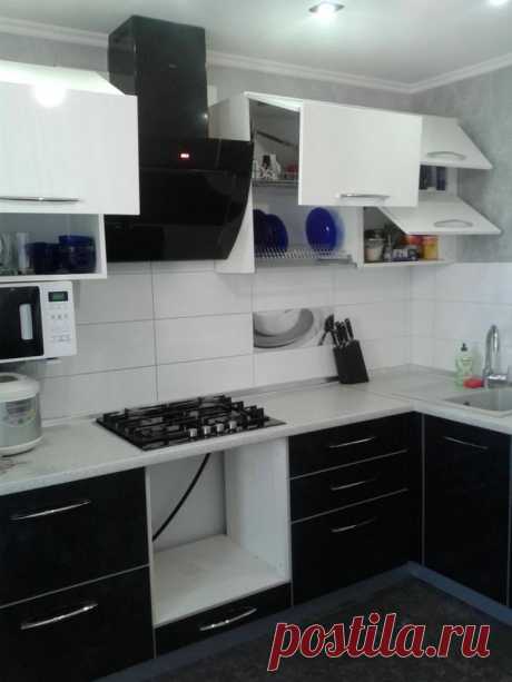 Кухня. "Муж сам сделал отделку кухни"