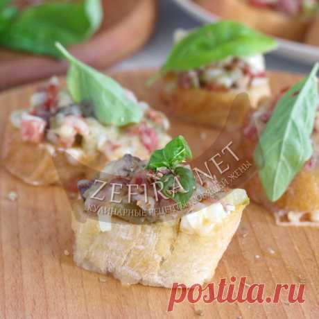 Вкусные горячие бутерброды в микроволновке Если хочется разнообразия и начать утро вкусно, не потратив для этого много времени, значит нужно готовить горячие бутерброды в микроволновке. Это всегда бесспорно очень вкусно, сытно и аппетитно, при чем с начинкой можно экспериментировать, меняя ингредиенты под свой вкус и ориентируясь на наличие