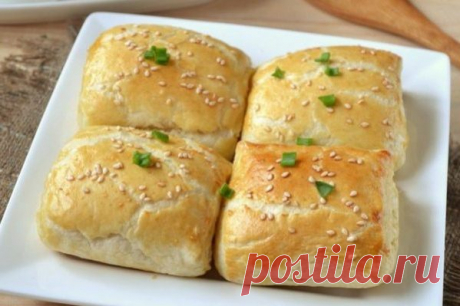 Слойки с курицей помидорами и сыром — рецепт