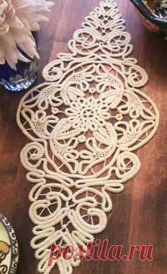 Doily Romanian Point Lace Style ECRU (Beige) Floral Pattern 15" x 6"