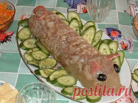 Холодец в пластиковой бутылке Как вам идея?)