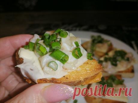 Расскажу простой способ сделать любые бутерброды в 5 раз вкуснее. В том числе с красной икрой
Бутерброды — одна из самых популярнейших закусок. Бутерброды могут быть овощными, мясными, рыбными, с колбасой. консервами, икрой, сладкими и еще Бог знает какими и Бог знает с чем. Бутерброды любят и едят во всех странах мира, по всей планете. И в данной статье я подскажу способ, благодаря которому любые бутерброды получатся намного вкуснее. Я уже […]
Читай пост далее на сайте. Жми ⏫ссылку выше