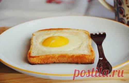 Яичница в хлебе - рецепт с фото / Простые рецепты