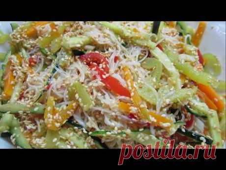 Салат или закуску из фунчозы (фунчезы) можно приготовить с овощами, мясом и морепродуктами, например,креветками, разными соусами и  заправками.

В этом видео я готовлю вкусную  фунчозу по простому и быстрому рецепту с овощами.
https://www.youtube.com/watch?v=nPEXAJQp-JY&amp;list=PLCs_TDlIiztbcGCsM7J18XE57v3AD1ag7&amp;index=2&amp;t=17s

             
Простой рецепт фрикаделек из фарша с подливой в духовке. Улетают, как семечки. Готовьте двойную порцию. https://youtu.be/5Cdun91O0zQ
