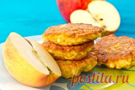 Вкуснейший ПП-перекус или полноценный фитнес-завтрак: Яблочные оладьи