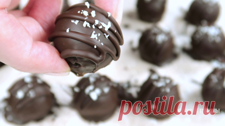 Конфеты из сгущенки! Очень легкий рецепт, всего из трех продуктов! | Готовим с Татьяной | Дзен