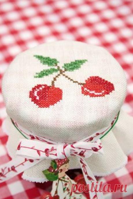 Вишня. вышивка крестиком / Рукоделие