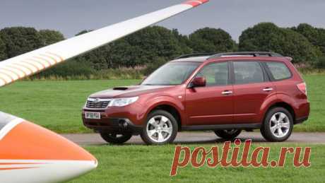 Выбираем «третий» Subaru Forester с пробегом Даём советы по выбору автомобилей третьего поколения самой продаваемой у нас модели Subaru – кроссовера Forester. И рассказываем, чего ждать от такой машины с пробегом.
Появившееся у нас в 2008 году т...