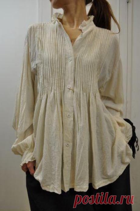 I love how pintucks take in the fullness on top, but allow ...