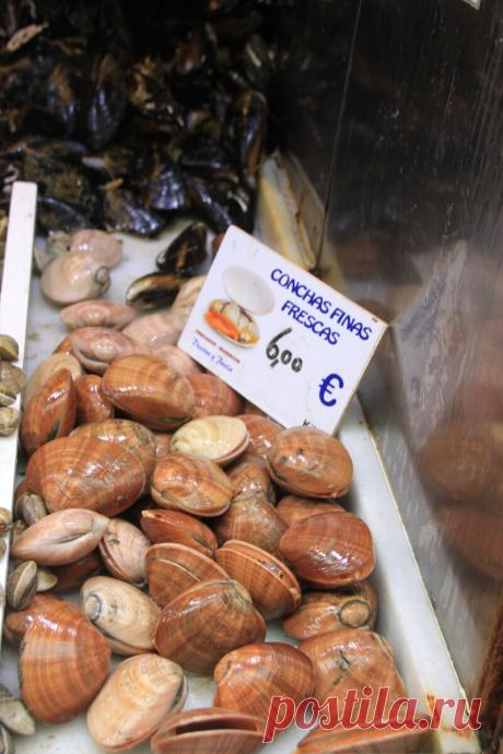 Что интересного продают на рыбном рынке в Малаге | Соло-путешествия | Яндекс Дзен