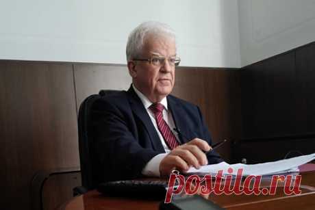 В МИД России сочли введение нового пакета санкций болезненным для ЕС. Все разговоры Европейского союза (ЕС) о новом пакете санкций являются гипотетическими, так как могут нанеси европейским странам больше урона, чем предыдущие. Об этом заявил постпред России при ЕС Владимир Чижов. Дипломат счел введение нового пакета ограничений болезненным для Евросоюза.