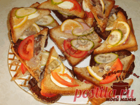 Вкусные бутерброды на гренках, таких вы еще не ели Дорогие читатели! Самое главное в моих бутербродах, это основа, то есть хлеб или батон. Но не просто хлеб или батон, а приготовленный оригинальным способом. Вкусные бутерброды на гренках вам точно понравятся. ИНГРЕДИЕНТЫ: хлеб или батон чеснок майонез растительное масло Что можно положить сверху: мясо сыр колбасу ветчину варенные яйца рыбу шпроты селедку красную рыбу крабовые палочки …