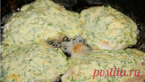 Куриные отбивные с сыром в яичном соусе: невероятно сочные и вкусные!