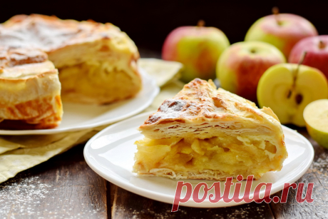 Яблочный пирог из лаваша – простой и быстрый (на мой вкус, намного вкуснее шарлотки) - Женский журнал Из лаваша получается отличная выпечка, чем-то напоминающая слоеную, но при этом готовится проще и быстрее. Ведь не нужно раскатывать тесто и долго выпекать. В этом рецепте используется много...