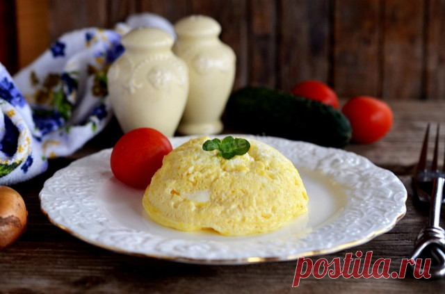 Омлет в микроволновке с молоком пышный рецепт с фото пошагово - 1000.menu