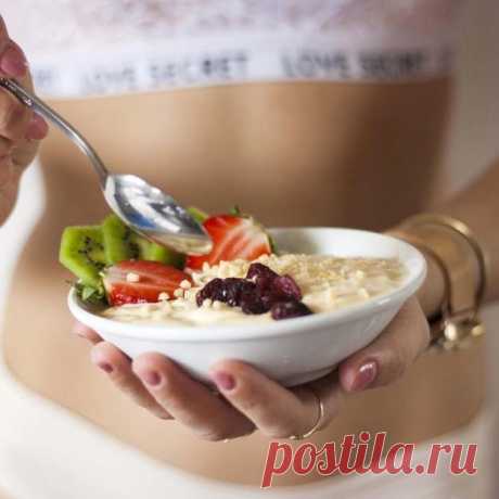 #Похудение — заветная цель для многих, но сколько килограммов реально сбросить за день, за неделю, за месяц...
- Эксперт по питанию знают ответы на самые важные вопросы по этой теме.

Узнайте, на сколько можно #похудеть_за_день, за неделю, за месяц — и как не навредить здоровью?