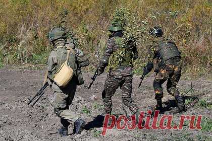 Стало известно о захвате в плен двух групп ВСУ под Артемовском. Военные 1-й гвардейской танковой армии Западной группировки войск, принимающей участие в специальной военной операции (СВО), взяли в плен под Артемовском две группы мобилизованных бойцов Вооруженных сил Украины (ВСУ). Об этом РИА Новости рассказал российский разведчик, работающий на этом участке.