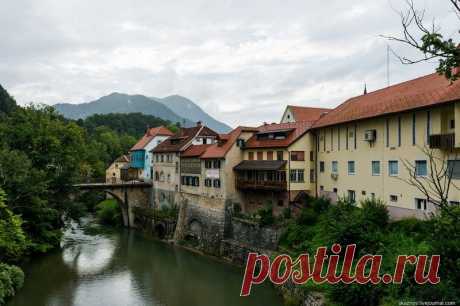 Škofja Loka (Шкофья-Лока) — самый красивый сохранившийся средневековый город в Словении