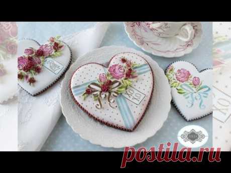 “Roses Are Red” Dynamic Duos™ Stenciled Cookie