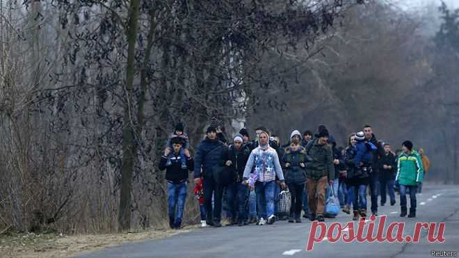 Через Венгрию в Европу хлынули тысячи нелегальных мигрантов