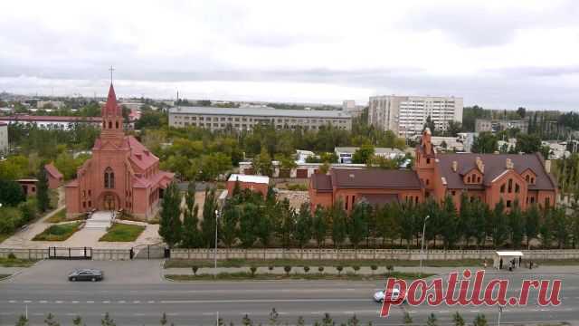 "Павлодарцы всех стран, объединяйтесь!"
Лидия Латкина (Сердюкова)