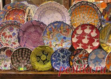 Iznik Ceramics and Pottery, TR