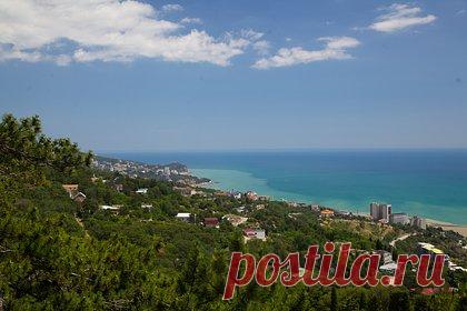 Российские военные пресекли попытку высадки десанта ВСУ с гидроциклов в Крыму. Воздушно-космические силы России пресекли попытку высадки десанта Вооруженных сил Украины с гидроциклов и катеров в Крыму. Об этом сообщили журналистам в Минобороны России. Оборонное ведомство сообщило, что атака велась в направлении мыса Тарханкут. Всего в попытке атаки были задействованы три гидроцикла и один катер.