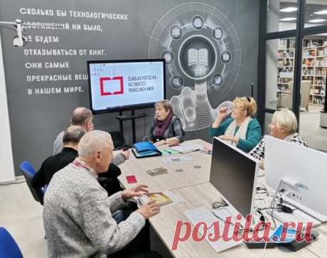 Боже, какое же это наслаждение, когда организм функционирует в оптимальном режиме! Ни снег в лицо и под ногами не раздражает (наоборот, контраст его свежей белизны с золотом листвы тихо радует), ни протекающие, паче чаяния, ботинки… На этом фоне Салтыковское литкафе тем более порадовало, хотя никаких открытий и сегодня не случилось – разве что припомнилось: Чехова я никогда не любил.

Нет, как человек Антон Павлович меня восхищает (ну ещё и его письма, особенно брату) – он...