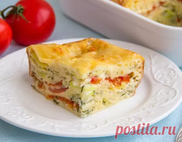 Пирог с овощами и сыром 
#лакто_ово_вегетарианство@just_veg 

Ингредиенты: 

Кабачки — 2 шт. 
Помидоры — 2-3 шт. 
Лук репчатый — 1 шт. 
Сыр твердый — 100 г 
Яйца — 4 шт. 
Сметана — 150 г 
Молоко — 70 мл 
Мука — 4-5 ст. л. 
Укроп — 1 небольшой пучок 
Масло растительное — 1 ст. л. 
Масло сливочное — 1 ст. л. 
Соль, молотый перец — по вкусу 

Приготовление: 

1. Лук очистите и нарежьте полукольцами. На сковороде растопите сливочное масло, добавьте растительное и обжарьте лук ...