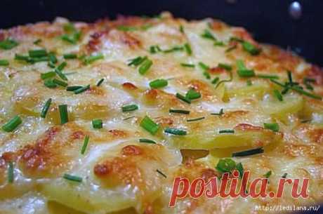 Картофель запеченный со сливками и сыром