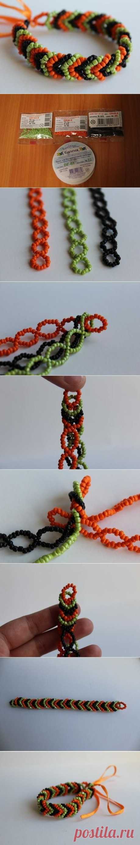 DIY Triple Braided Bracelet DIY Projects | UsefulDIY.com | Crochet bracelet