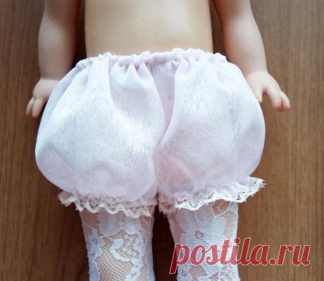 Куклы и аксессуары от Лилии
Продолжаем одевать куклу, теперь шьем панталоны.