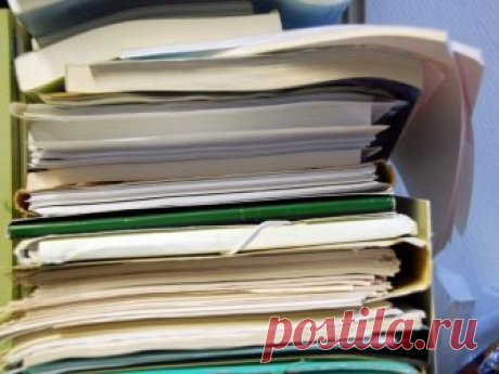 1.Узнать о том, как оформить документ по ГОСТу,
2.Сам текст печатайте на одной стороне листа писчей бумаги формата А4. Верхнее и нижнее поле должно быть равно 2 см, размер левого установлен 3 см, правого 1,5 см. Текст печатайте с полуторным интервалом между строк, красная строка печатается с интервалом 1,25 см. Используйте шрифт Times New Roman Cyr размером 14 пт.
3.Нумеруйте страницы арабскими цифрами, размещая их в нижнем колонтитуле, посередине страницы.. Используйте шрифт 10 пт.